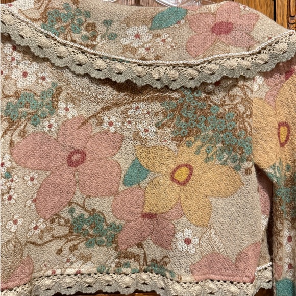 Hazel Floral Multicolor Lace Trim Shrug. Anthropologie. - Picture 5 of 10